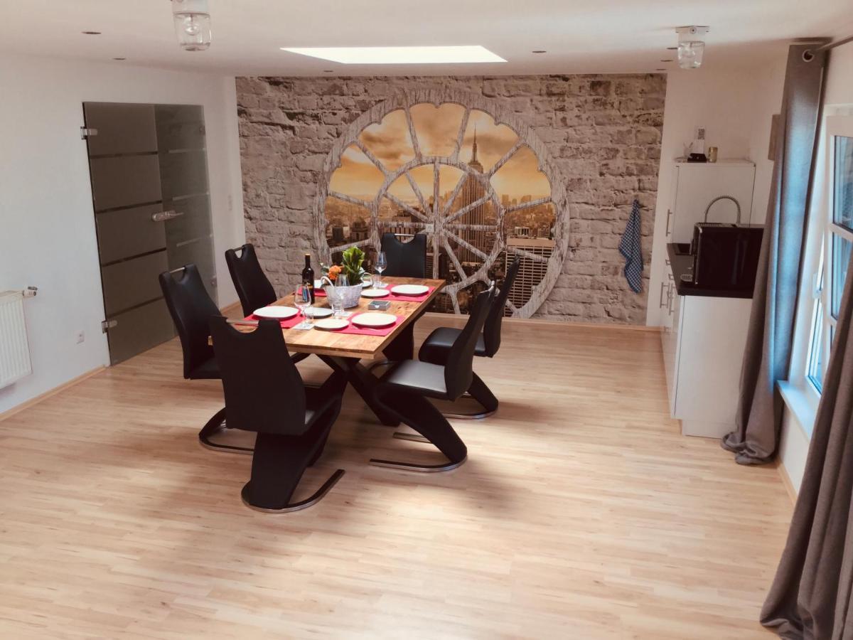 Апартаменты Loft Mit 2 Schlafzimmern Und E- Ladestation Фюрт Экстерьер фото